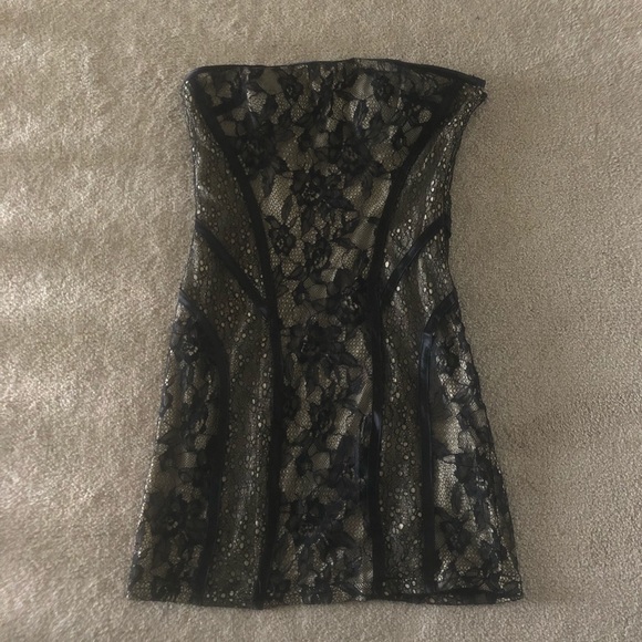 FOREVER 21 laced dress - Picture 1 of 4